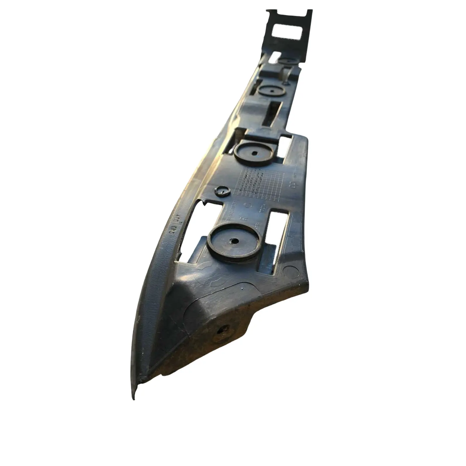 Suporte Parachoque Direito Jetta Variant 2.5 2010 2011 2012 — imagem 2