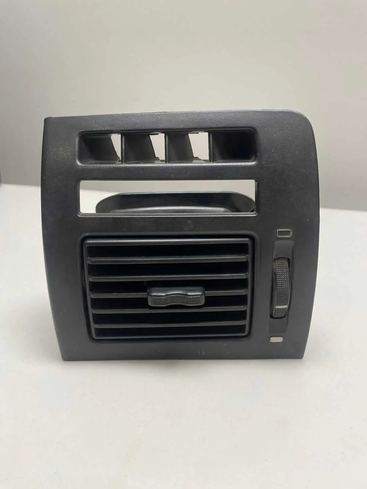 Difusor Ar Fiat Palio 05 06 07 08 09 10 11 12 735336650 Esq