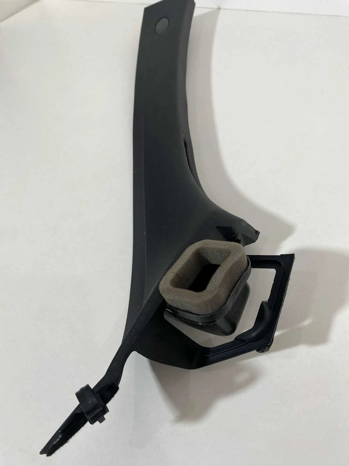 Acabamento Coluna Parabrisa Direito Fiat Bravo 735384613
