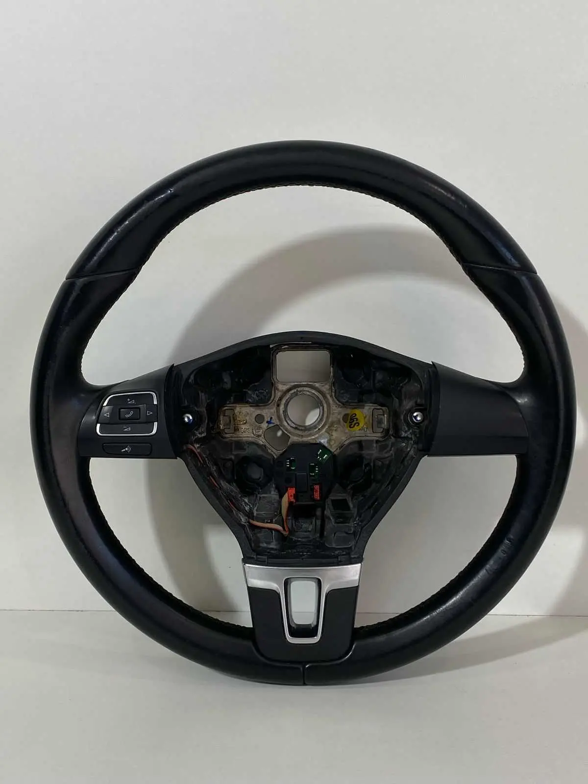 Volante SEM BOTÕES Amarok 2011 A 2015 2016 2h0419091