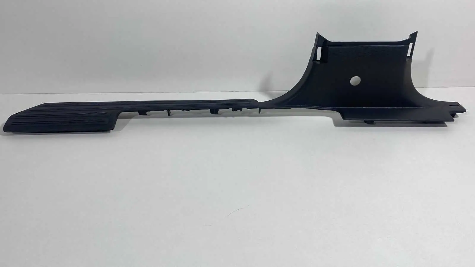 Soleira Porta Dianteira Direita Amarok 2012