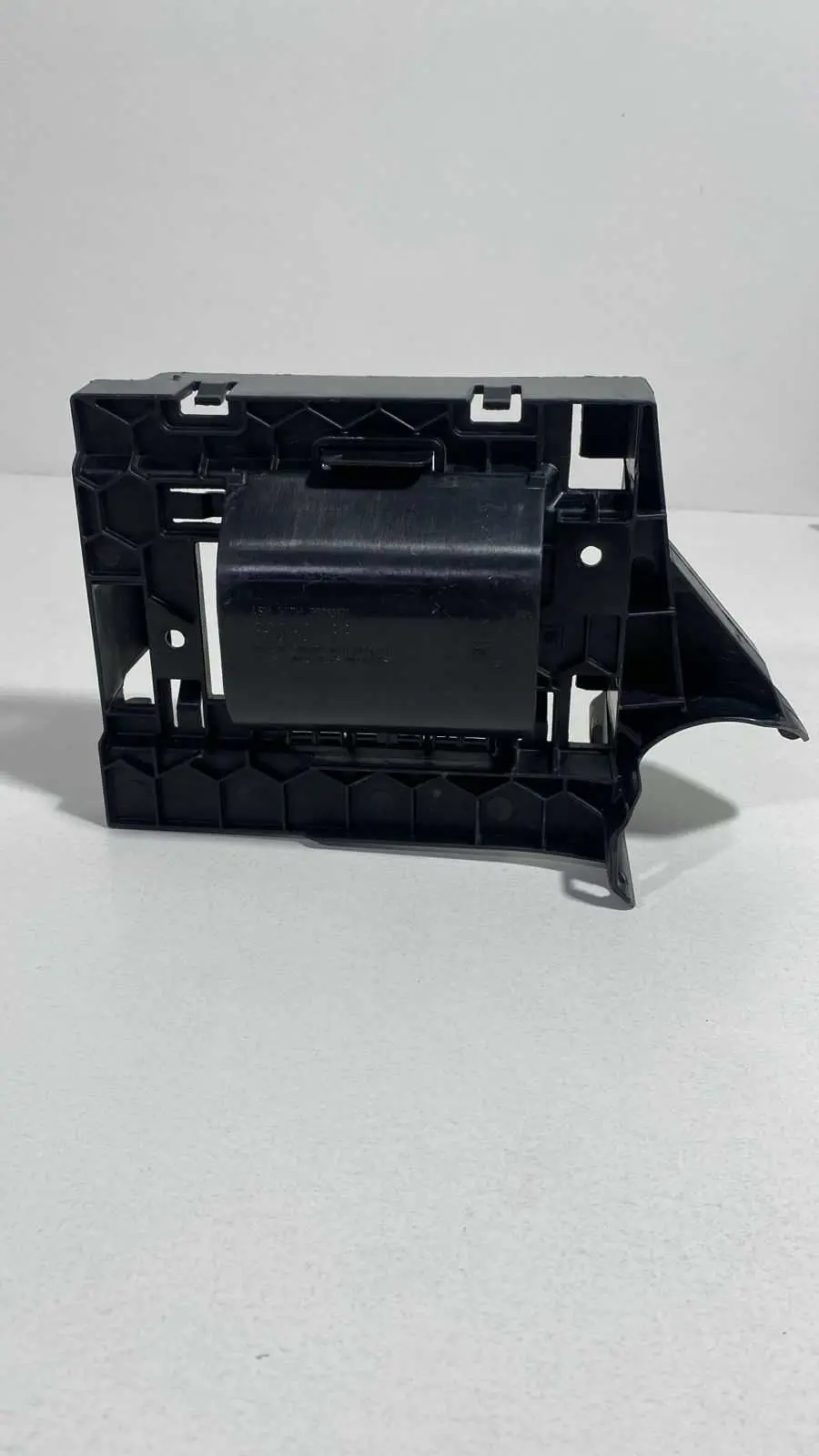Suporte Módulo Controle Gm Cruze B Hatch 2018 2023 39050433