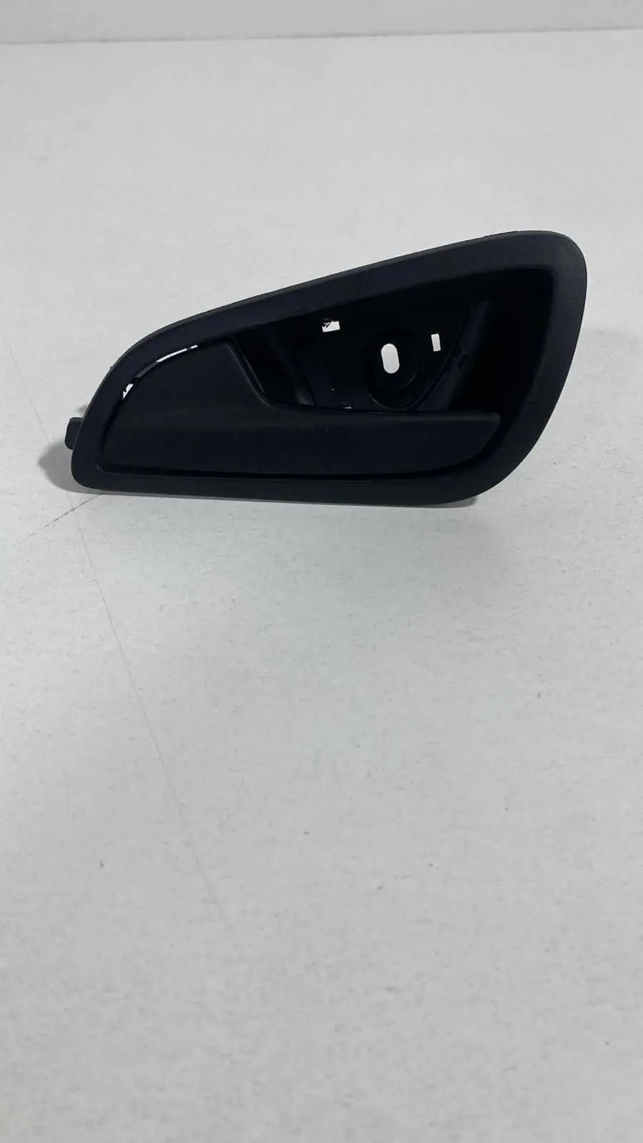Maçaneta Interna Traseira Esquerda Preta Ford Ka 2015