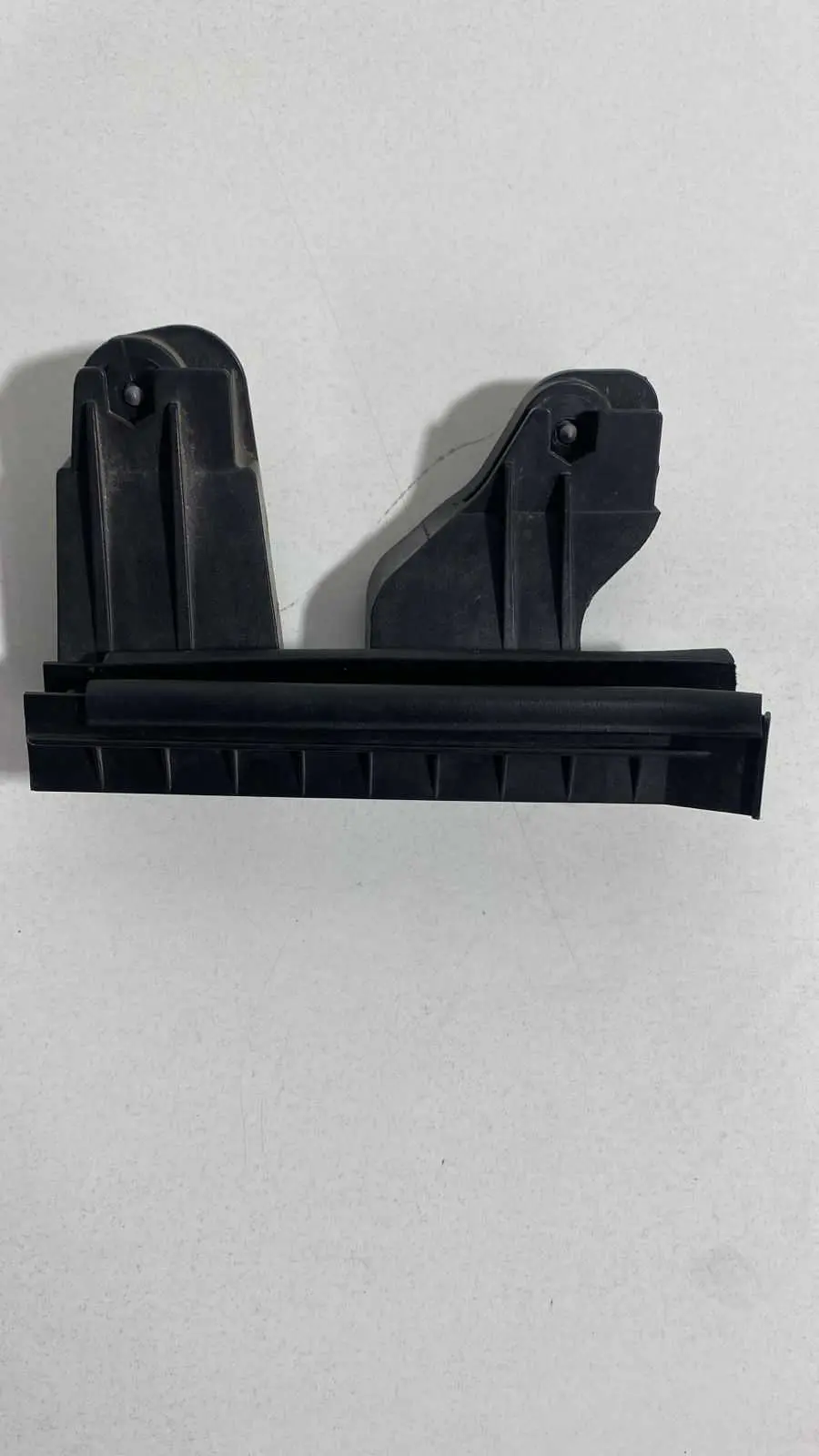 Guia Do Vidro Porta Dianteira Esquerda Peugeot 3008 2014