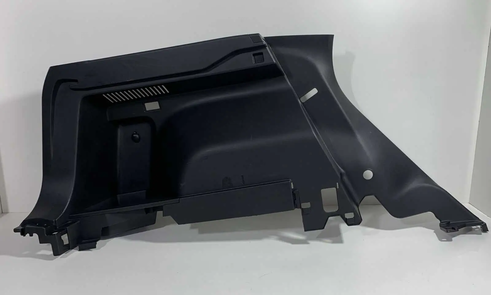 Forro Lateral Porta Malas Lado Esquerdo Gwm Haval H6 2024
