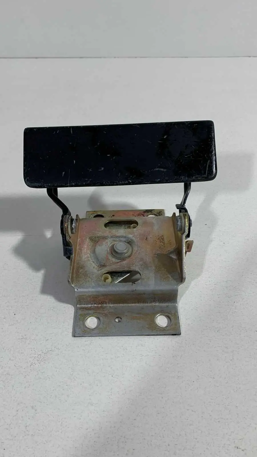 MAÇANETA TAMPA TRASEIRA Ford F1000 Hsd Xlt 2.5 1997