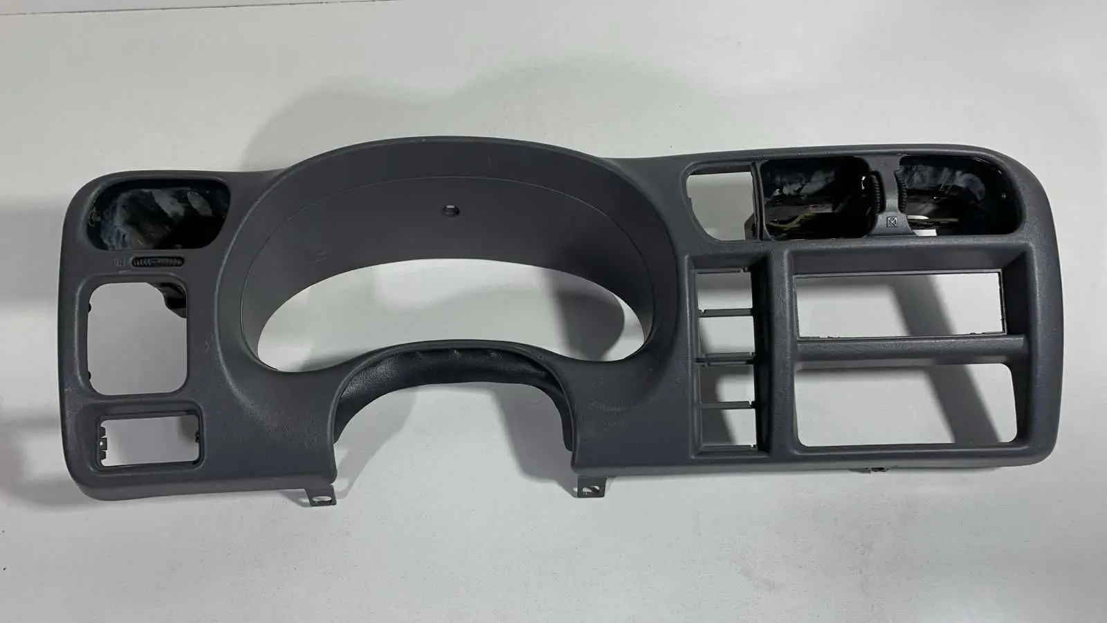 MOLDURA DO PAINEL DE INSTRUMENTOS CHEVROLET S10 2001 À 2011