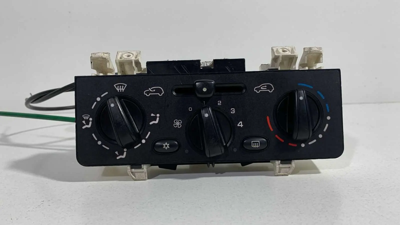 COMANDO AR CONDICIONADO CITROEN C3 2012 ORIGINAL USADO