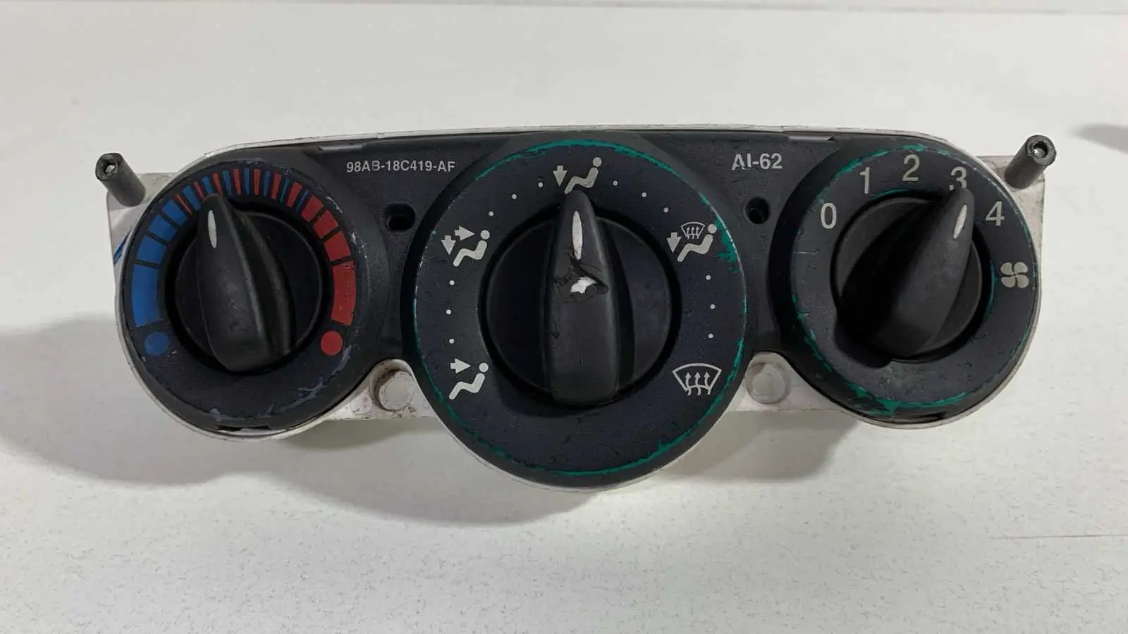 Comando Ar Condicionado Ford Focus 2004 ORIGINAL USADO