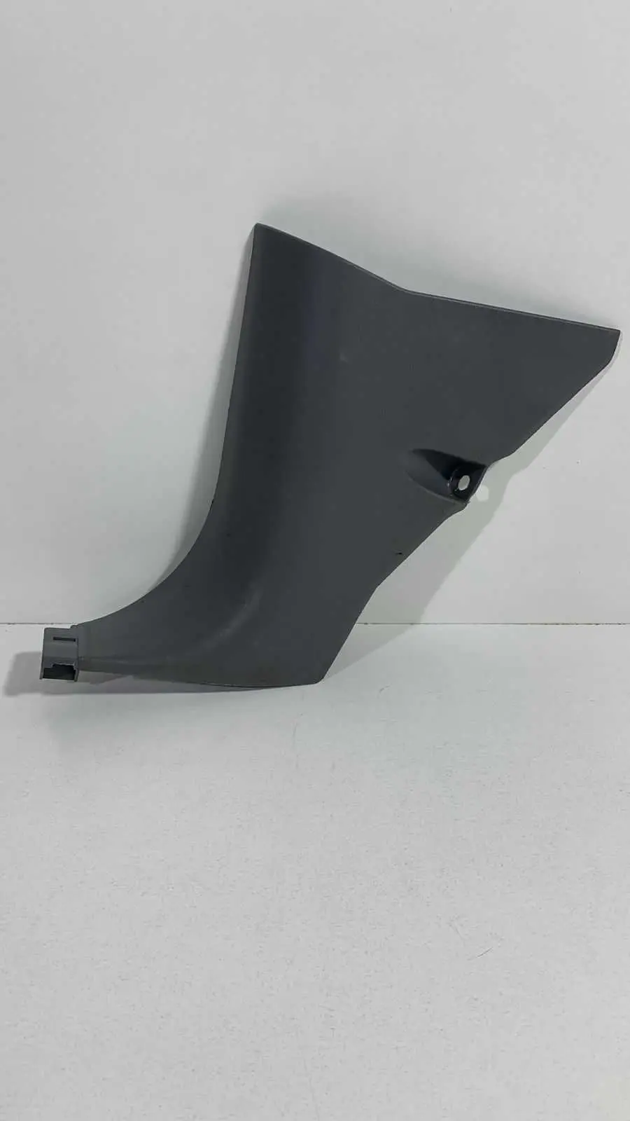 Acabamento Soleira Dianteira L.e Hilux 2015 Original USADO