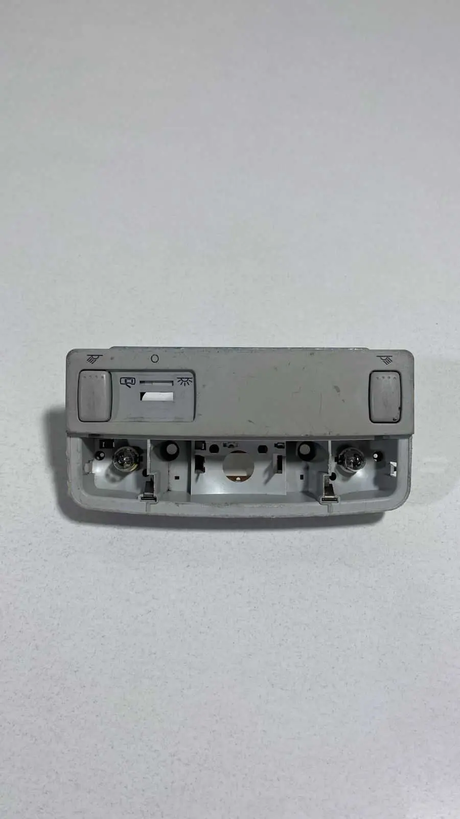 Luz Teto Cortesia Amarok 2022 2023 3b0947105 Usado
