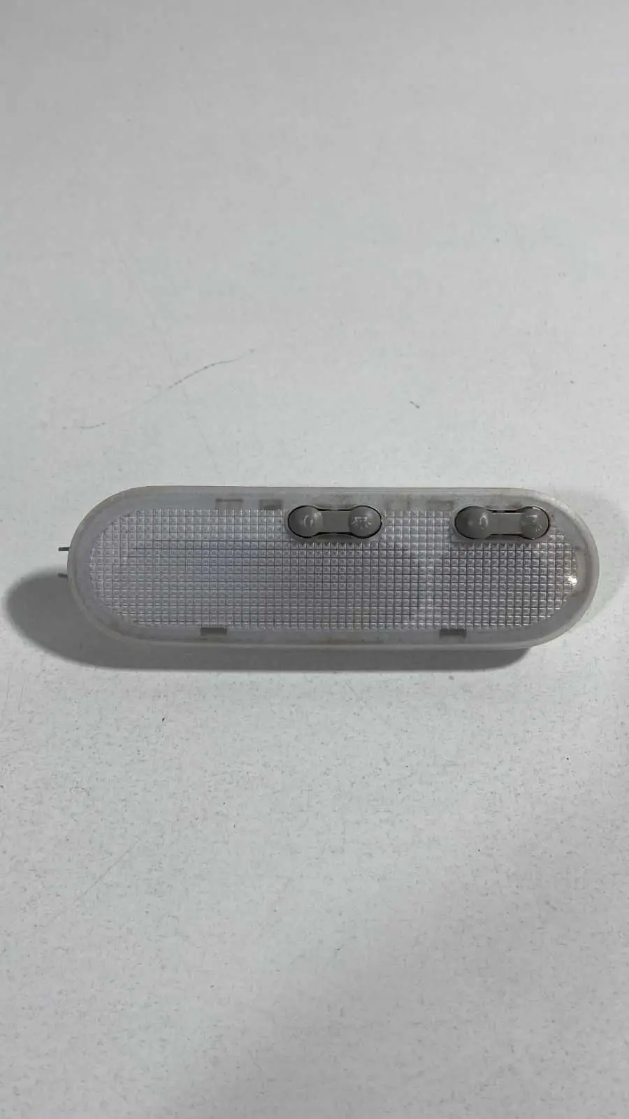 Luz Teto Cortesia Renault Sandero 8200073231 Usado