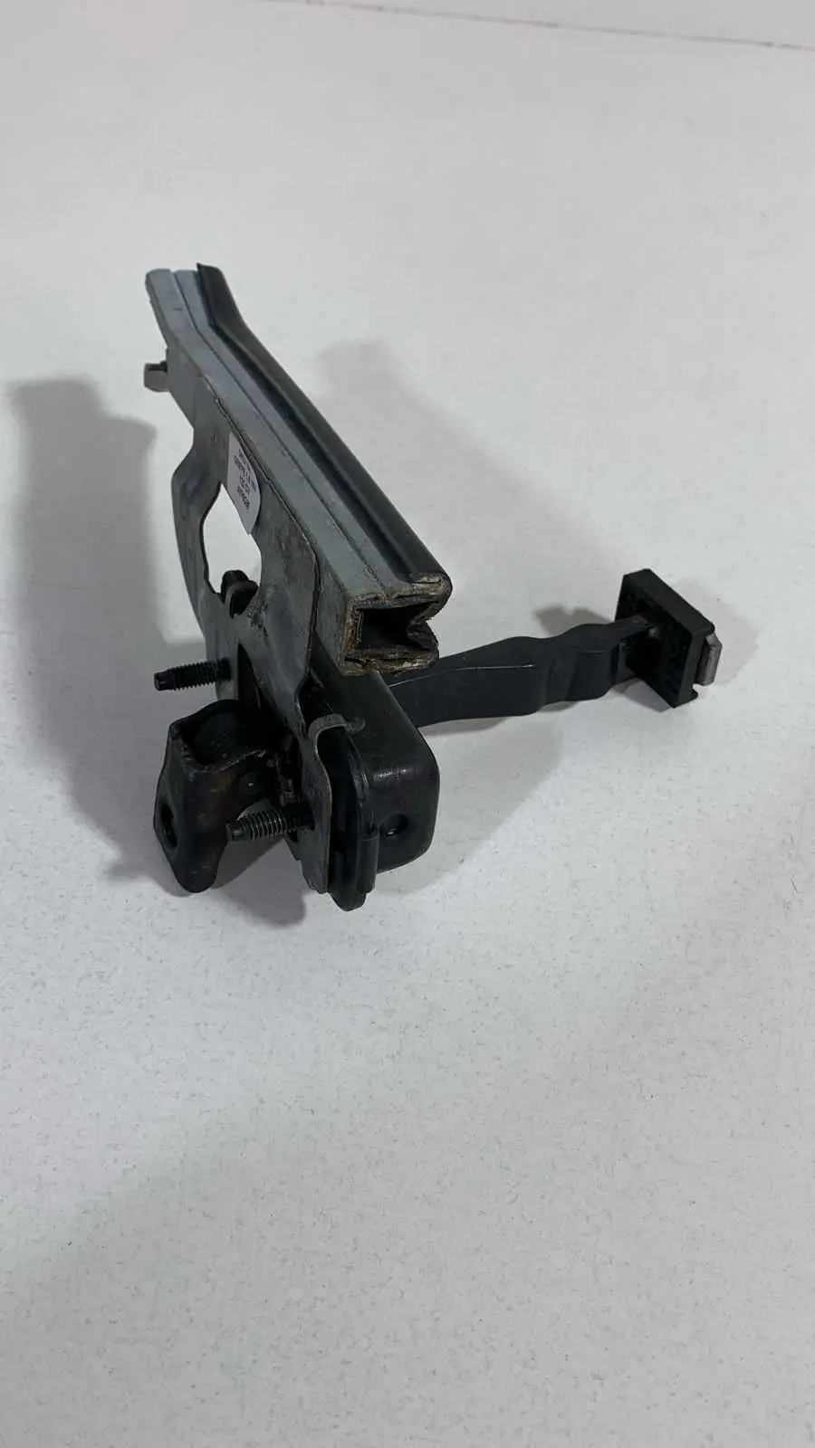 LIMITADOR PORTA TRASEIRA ESQUERDA PEUGEOT 208 2018 USADO