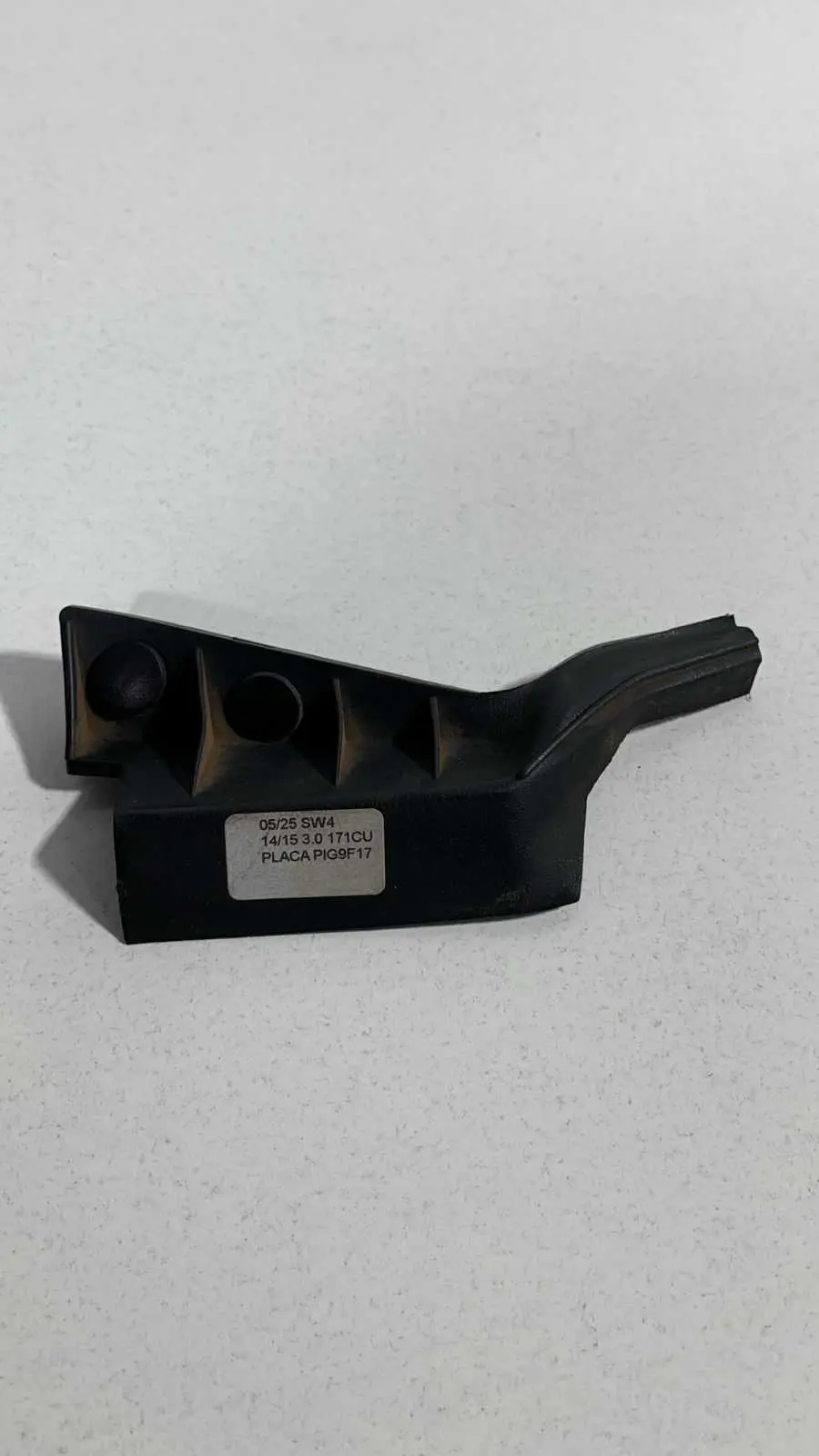 ACABAMENTO TAMPA TRASEIRA HILUX SW4 2014 USADO ORIGINAL