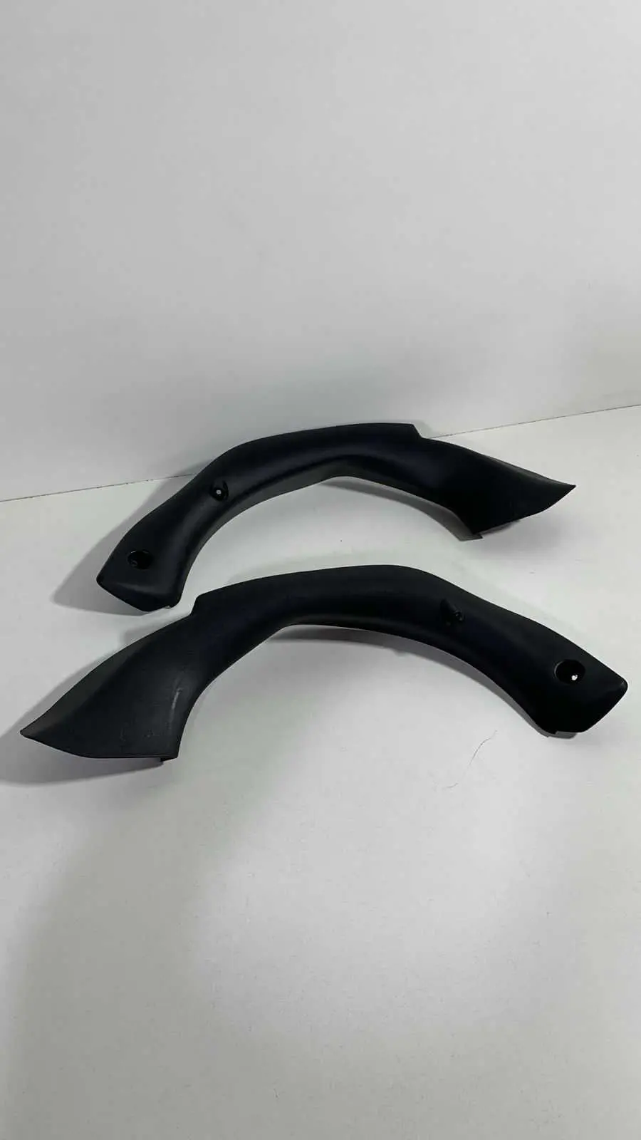 Moldura Tampa Traseira Peugeot 208 2018 USADO ORIGINAL