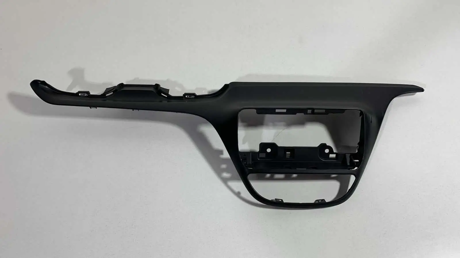 Moldura Painel Central Difusor Peugeot 208 2018 USADO