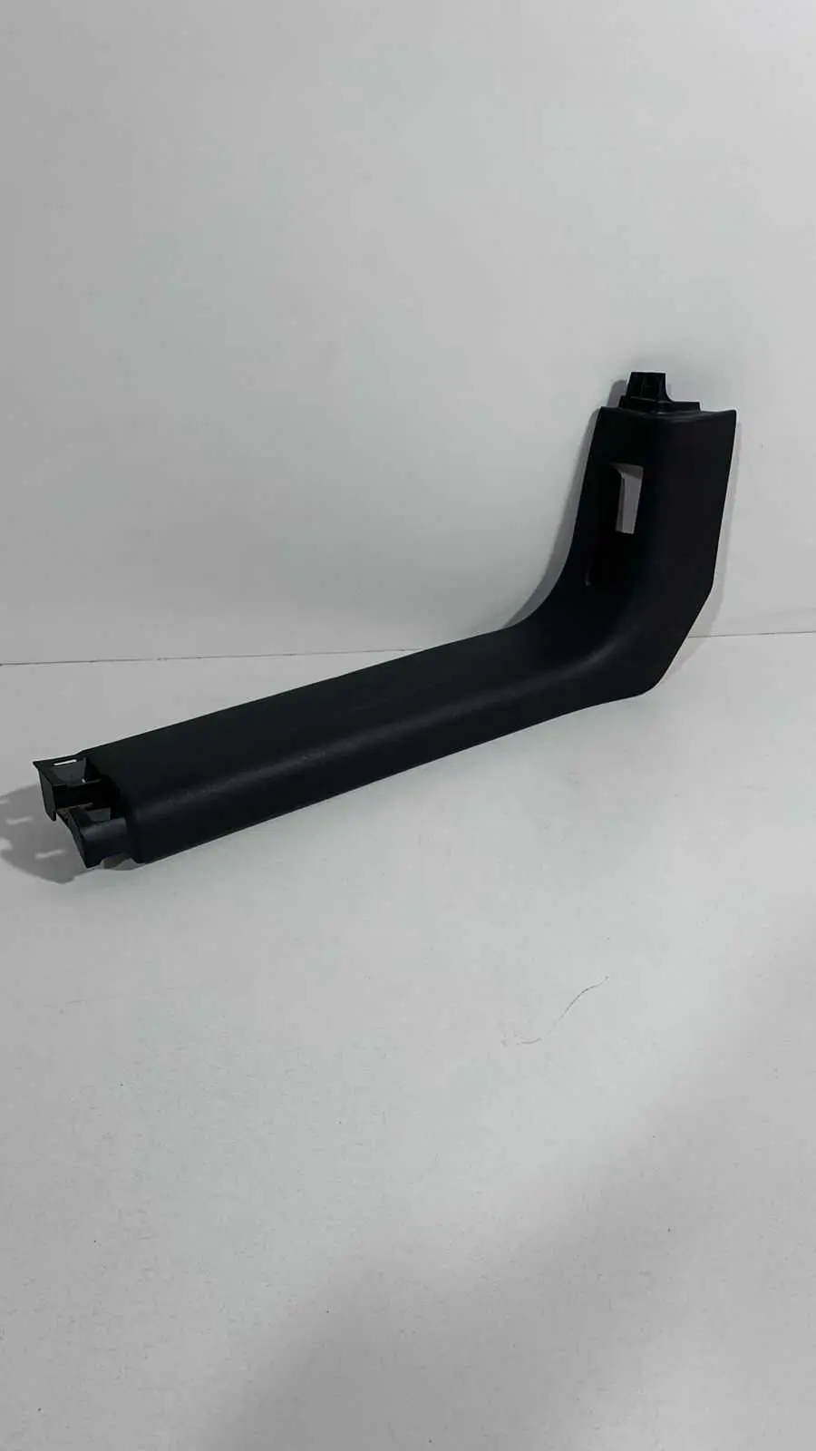 Soleira Da Porta Dianteira ESQUERDA Peugeot 208 2018 USADO