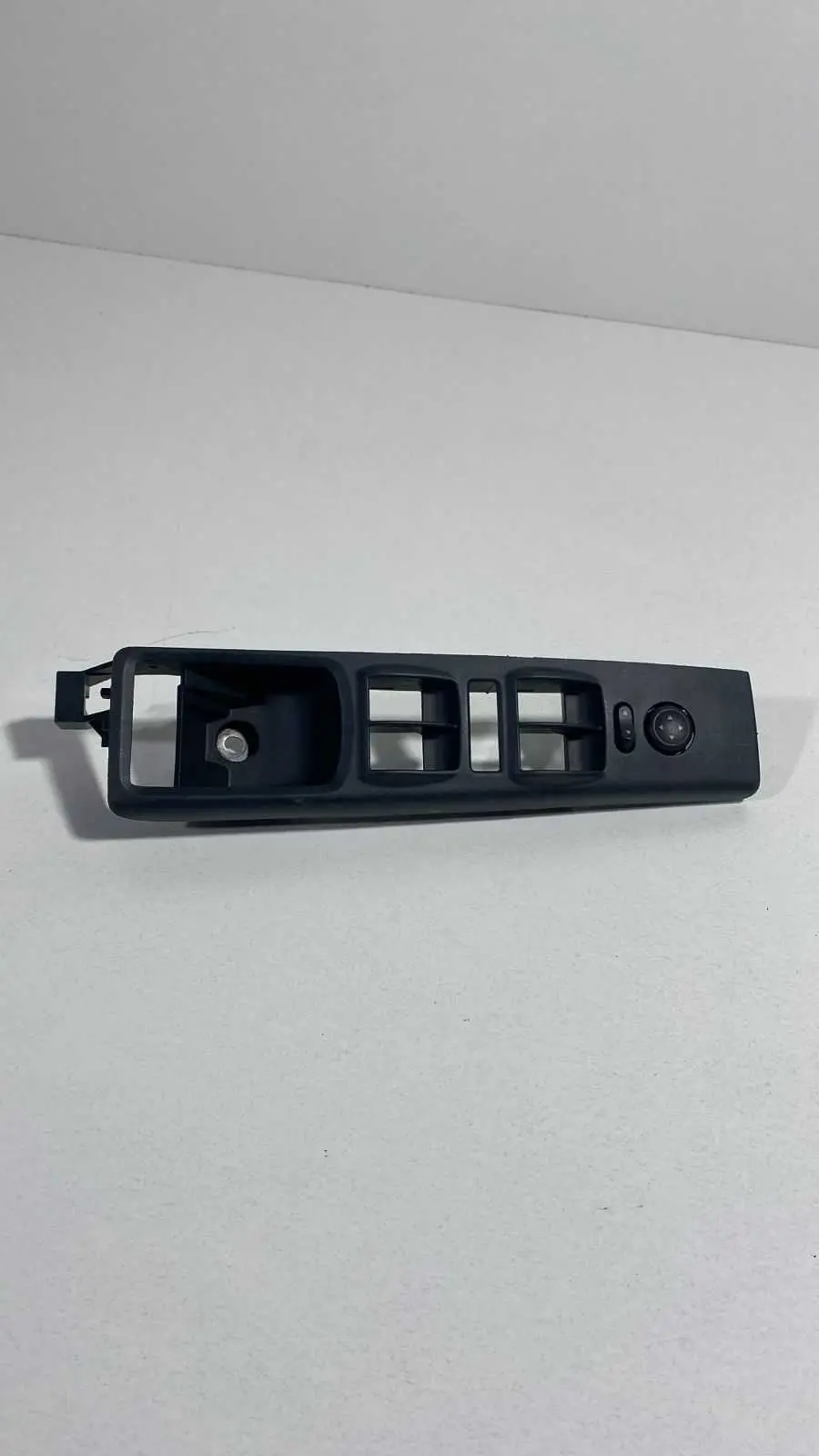 Moldura Botao Vidro Eletrico Diant Esquerdo Fiat Idea 11 16