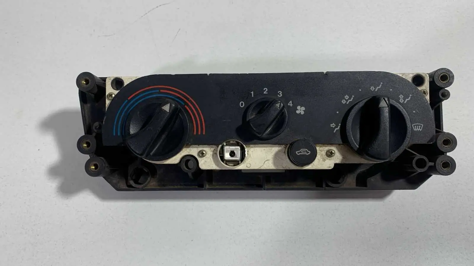 COMANDO AR CONDICIONADO FIAT TEMPRA 1995 1999 USADO ORIGINAL