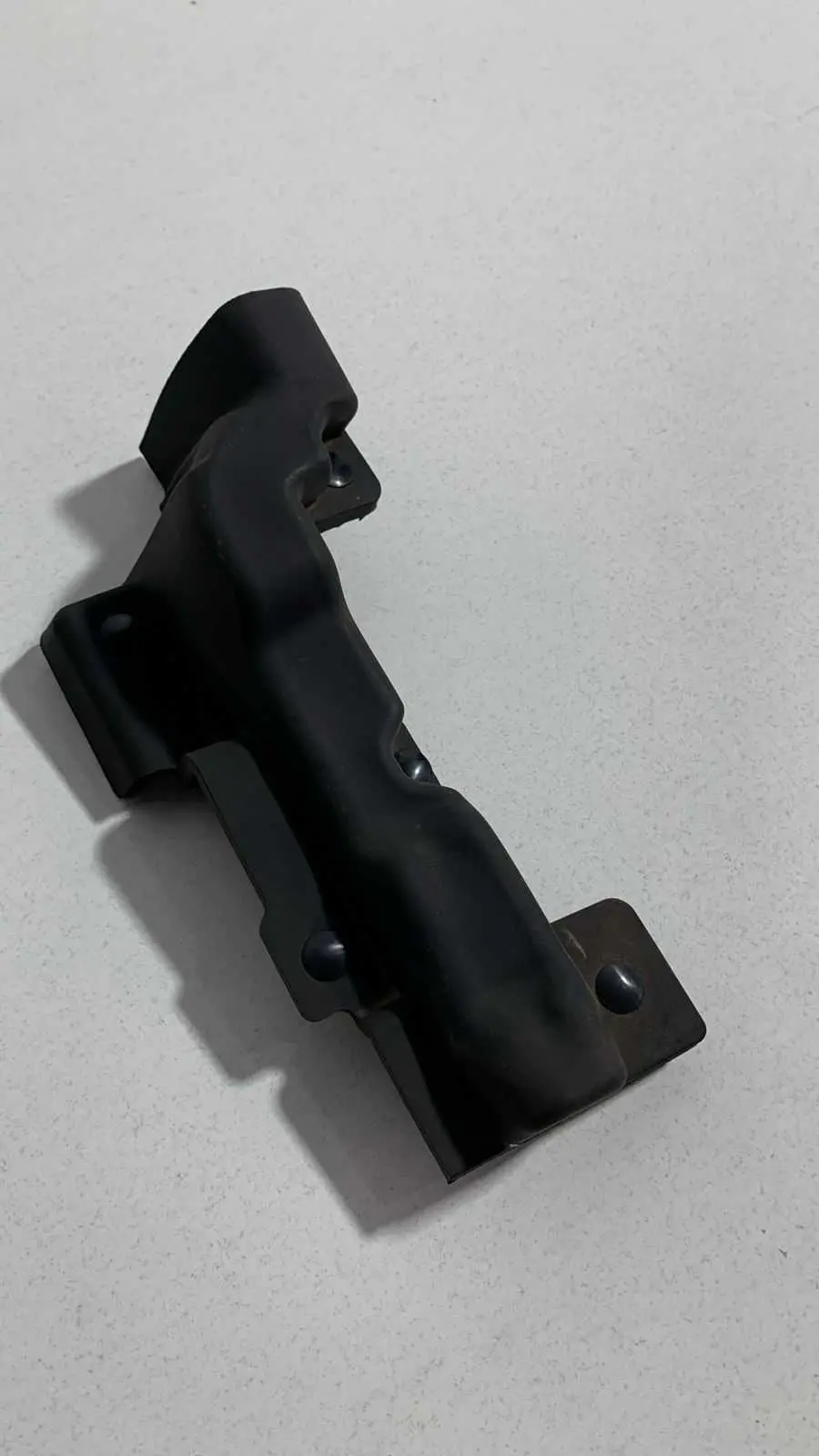 MOLDURA CHURRASQUEIRA ESQUERDA GWM HAVAL H6 2024 USADO