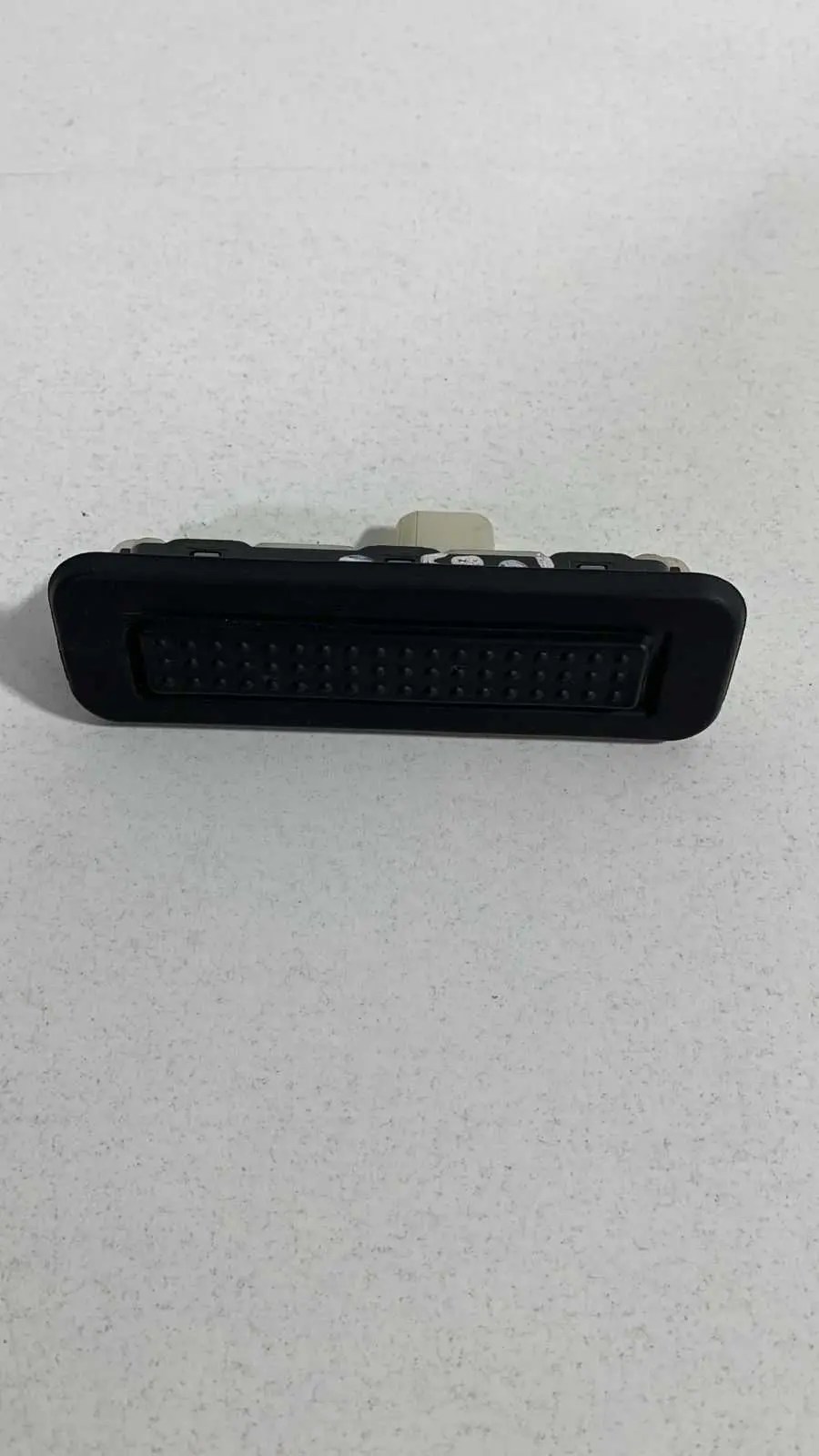 BOTÃO ABERTURA PORTA MALAS FIAT PULSE USADO ORIGINAL