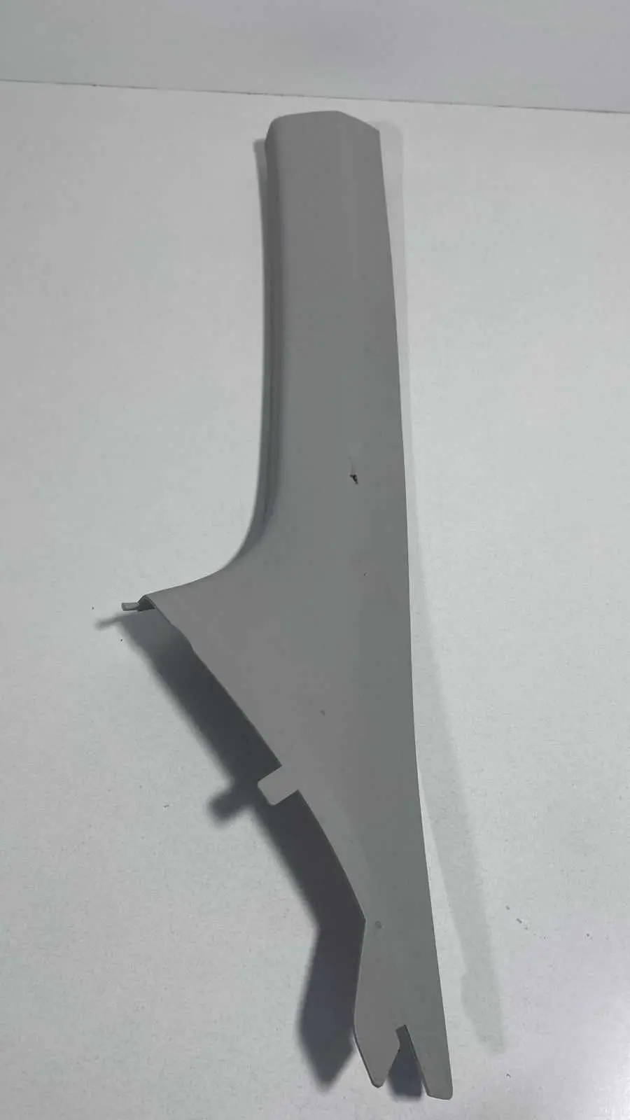 Moldura Coluna Parabrisa Esq Onix 2018 52072688 Usado
