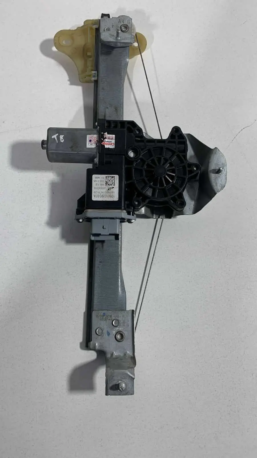 MAQUINA DE VIDRO TRASEIRA ESQUERDA CAPTUR 2016 2021 USADO