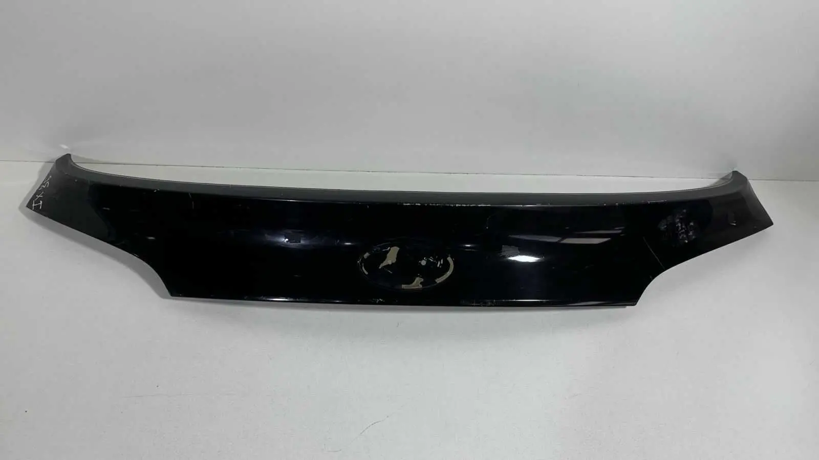 MOLDURA APLIQUE TAMPA TRASEIRA IX35 2008 2016 C DETALHE ORIG