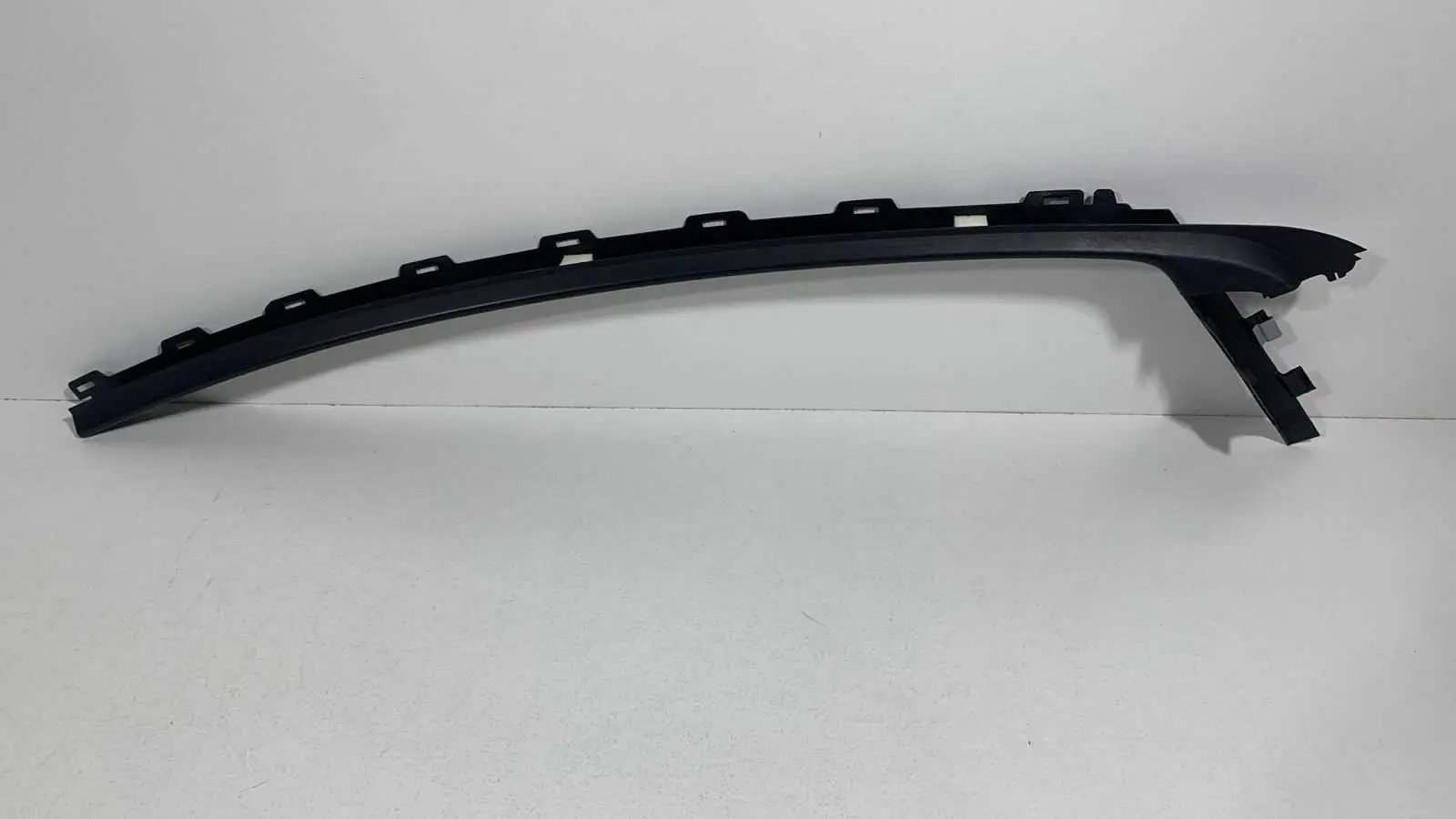 ACABAMENTO PORTA DIANTEIRA ESQUERDA FOCUS TITANIUM 2015