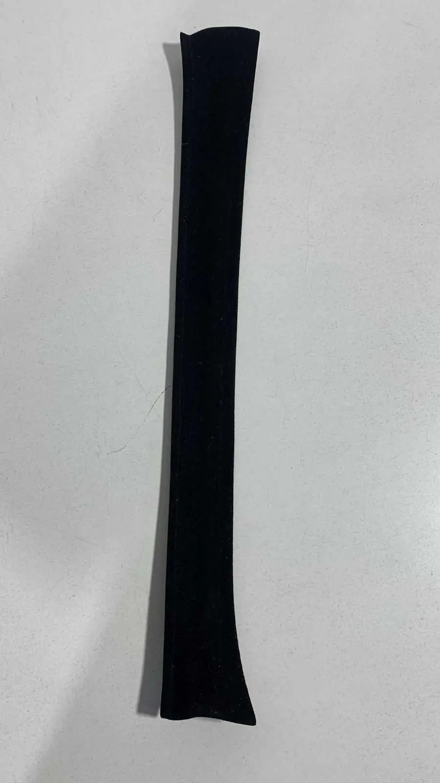 ACABAMENTO MOLDURA COLUNA PARABRISA LADO DIREITO MONZA 1996