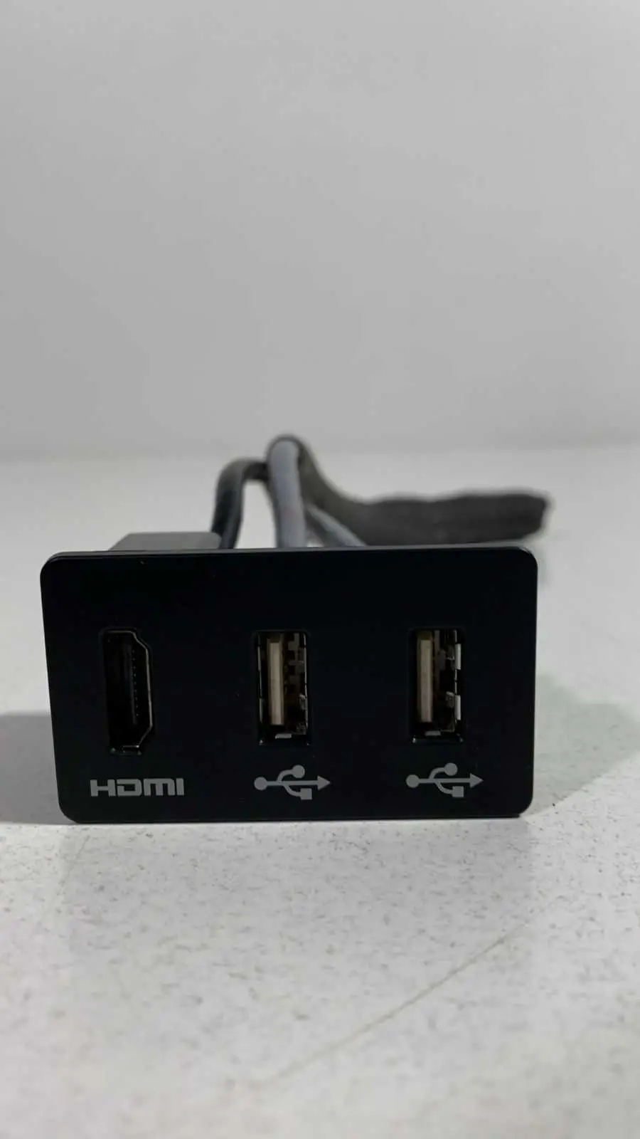 ENTRADA USB HDMI PAINEL NEW L200 TRITON 2022 USADO ORIGINAL