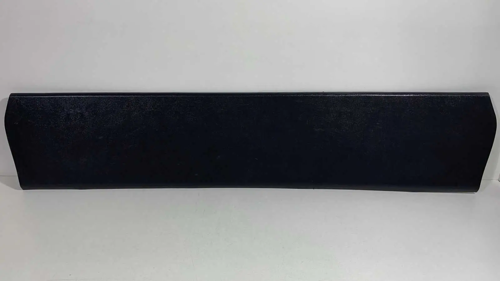 ACABAMENTO INTERNO INFERIOR VIGIA TRASEIRO S10 BLAZER 2001