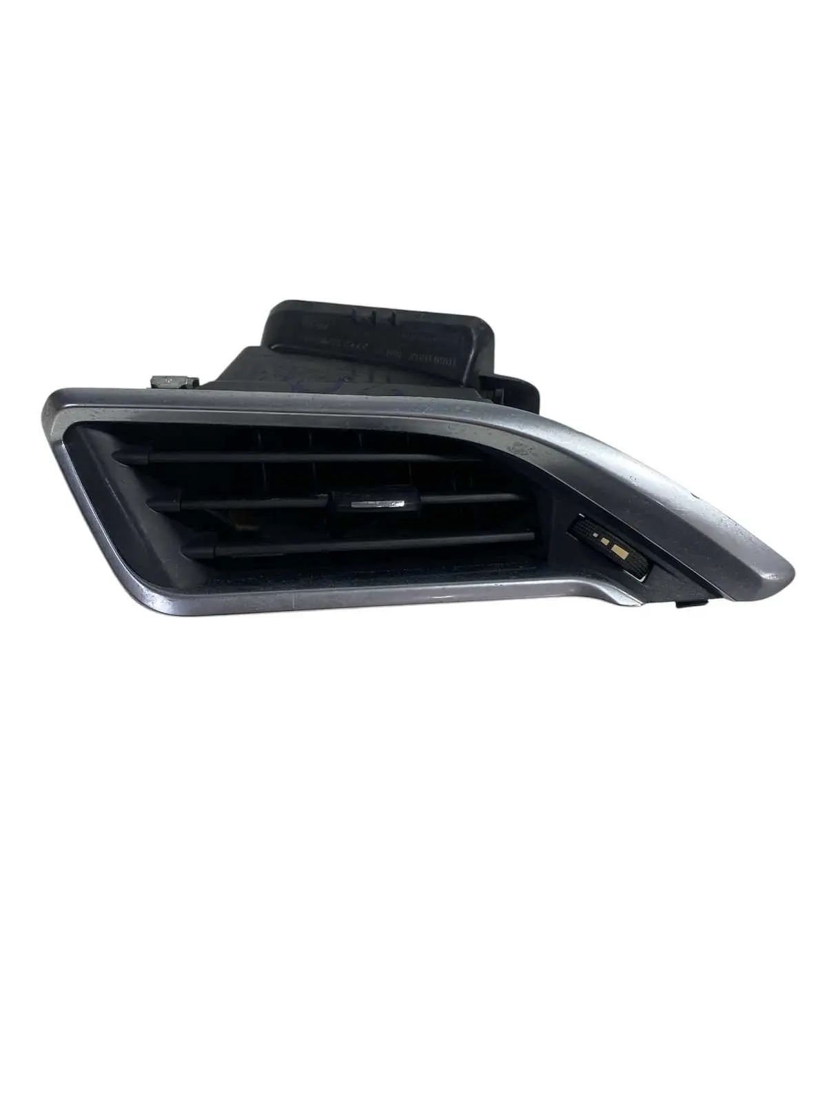 Difusor Saída Ar Lado Esq Peugeot 208 12 A 19 9633131777