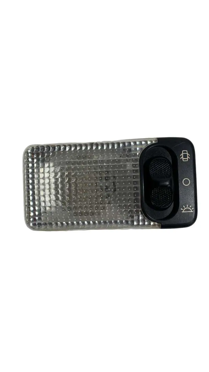 LUZ DE TETO CORTESIA PEUGEOT 207 Passion 2010 1.6 16V AUT
