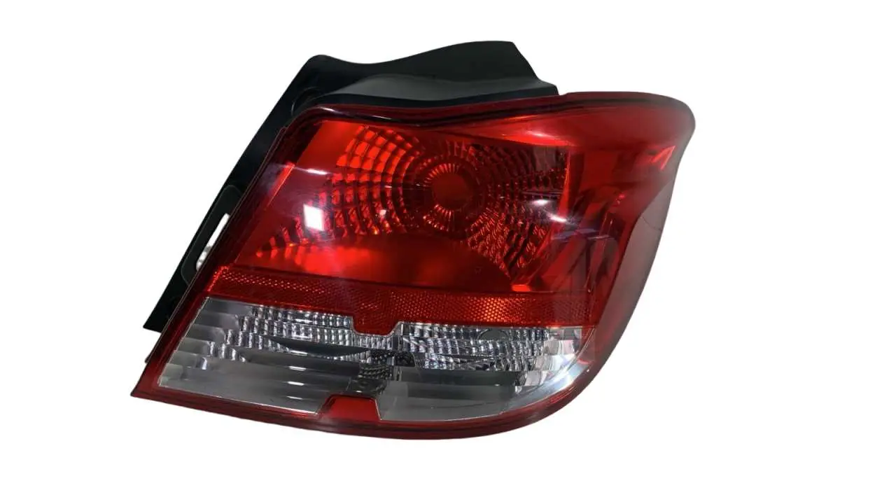 LANTERNA DIREITO CHEVROLET ONIX PRISMA 2013 2016 ORIGINAL