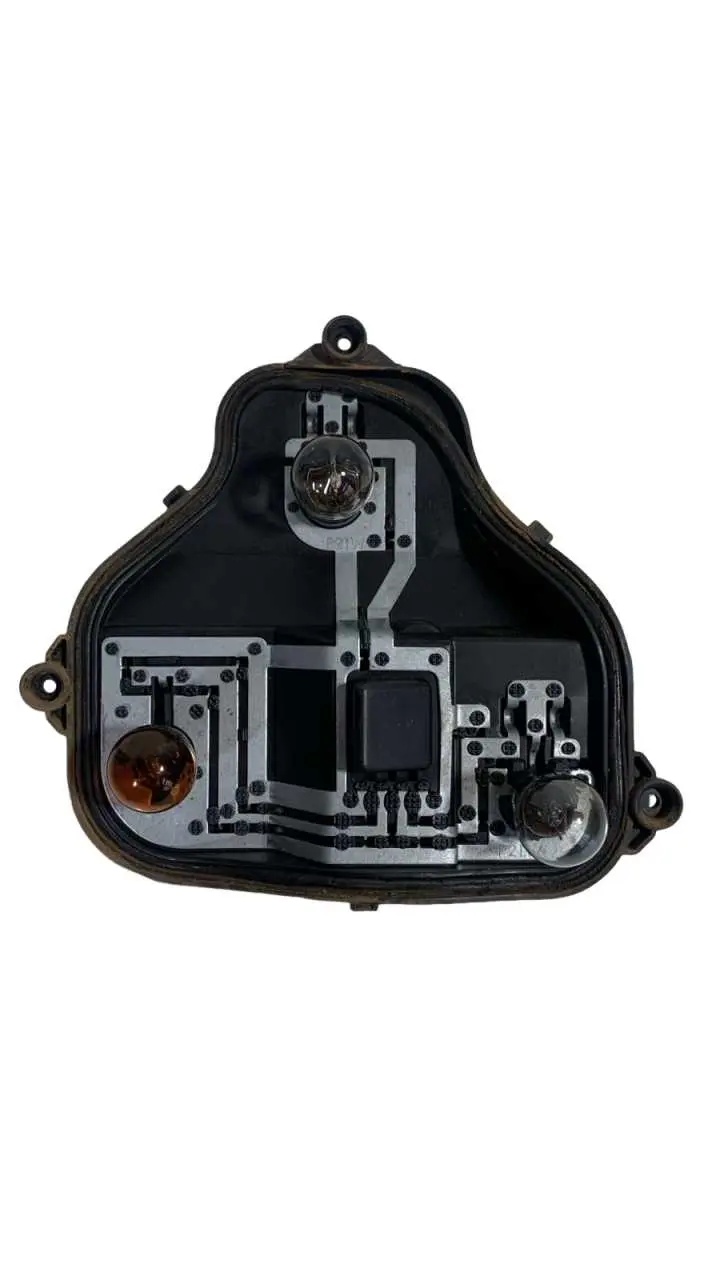 CIRCUITO PLACA SOQUETE LANTERNA ESQUERDO CHEVROLET ONIX 2013