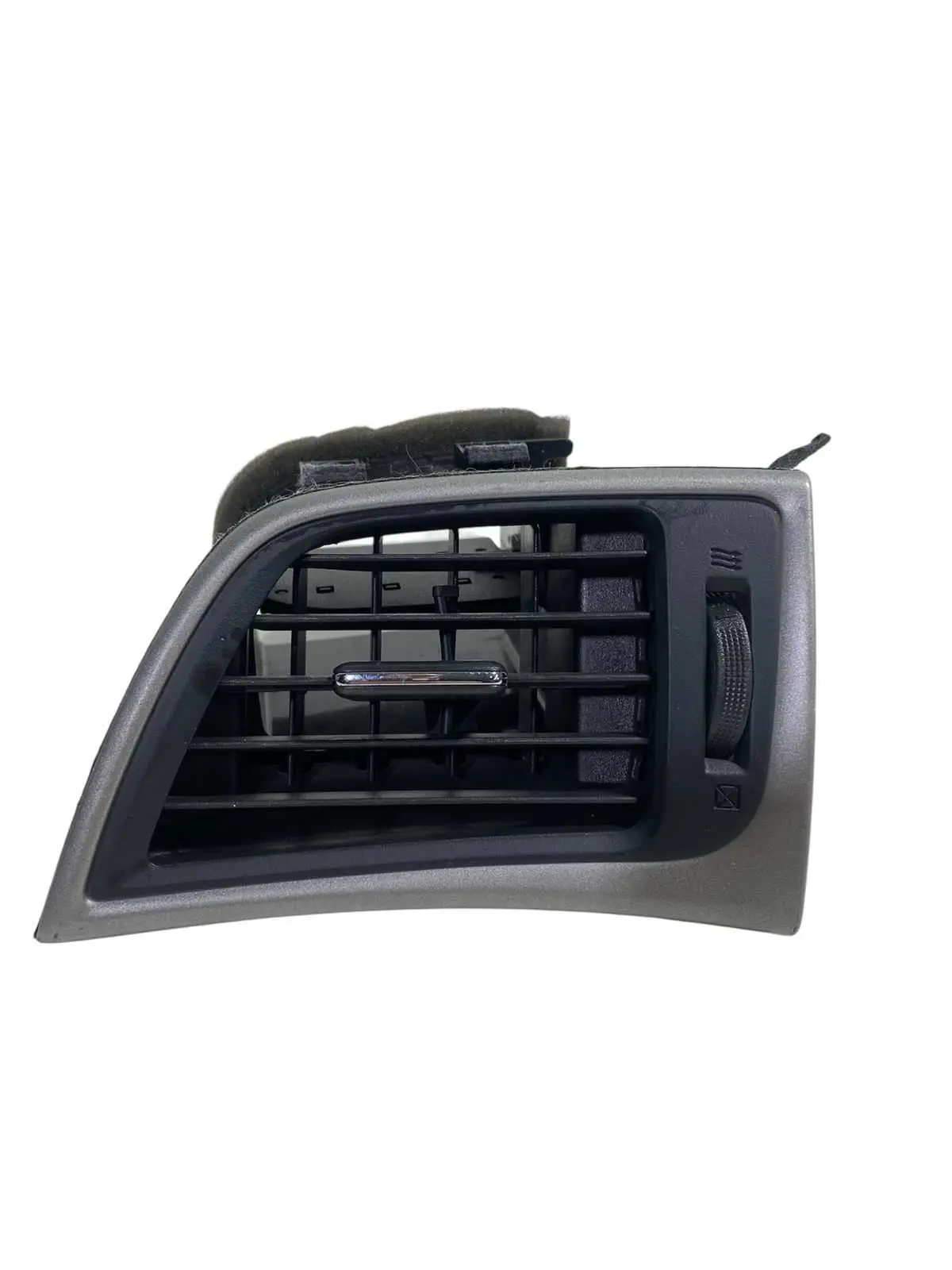 Difusor Ar Nissan Sentra 2015 Direito 687603sg0a