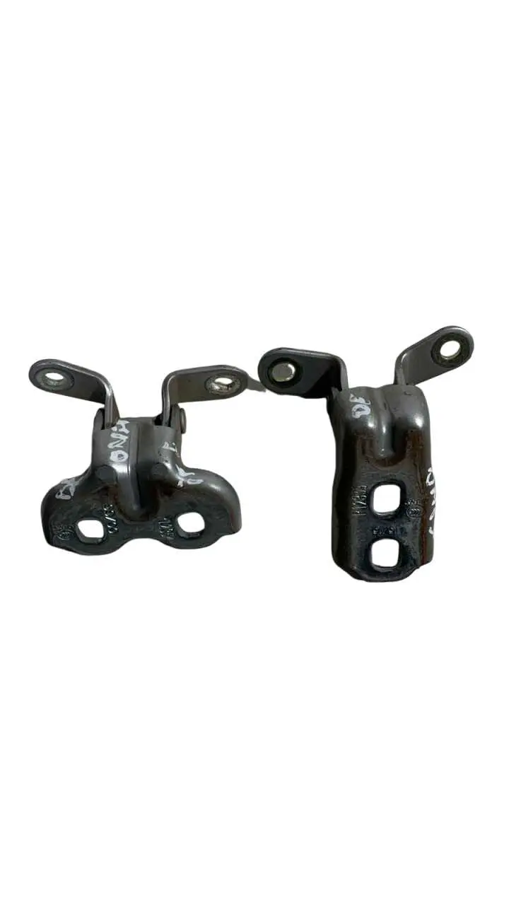 DOBRADIÇA PORTA DIANTEIRA ESQUERDA CHEVROLET ONIX 2013 2019