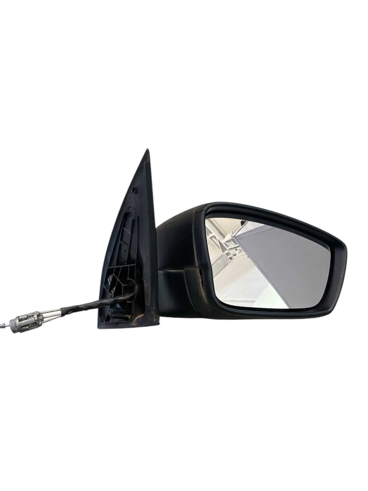 Retrovisor manual lado direito Volkswagen Saveiro 2023