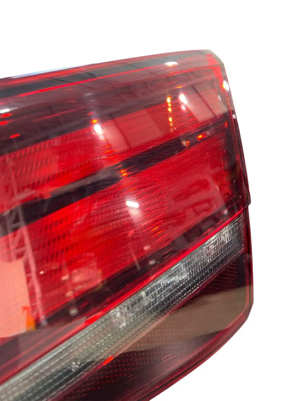 Lanterna Tampa traseira Direita Jetta 2011 a 2014 5c6945094